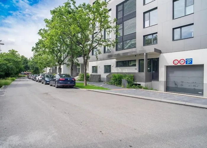 Apartment Patronka - Stylish With A Spacious Terrace *