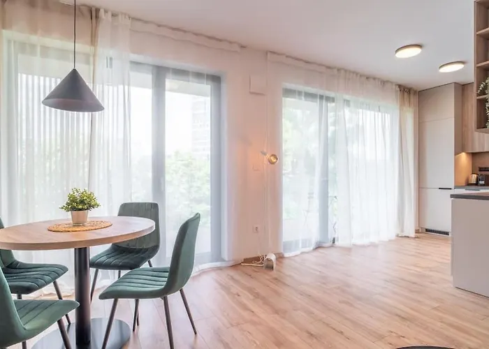 Patronka - Stylish With A Spacious Terrace * Μπρατισλάβα