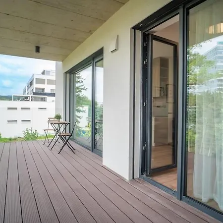 Patronka - Stylish With A Spacious Terrace Апартаменты *